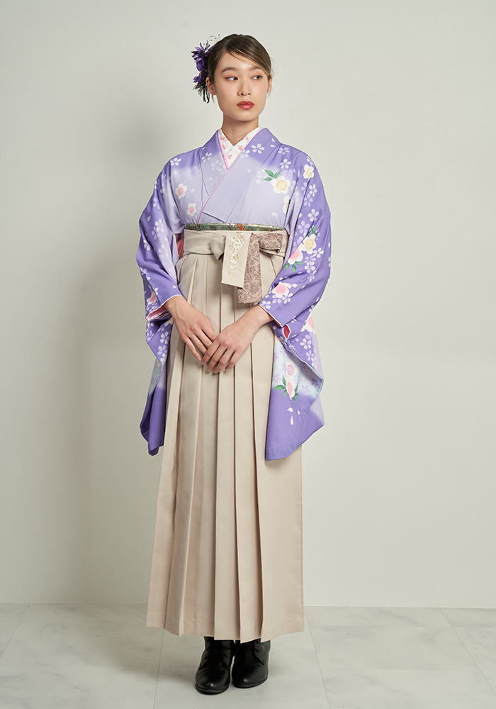着物】紫八重桜+【袴】ﾎﾜｲﾄｸﾞﾚｰ紐ﾚｰｽ調ｻｸﾗ刺繍│卒業式袴ネットレンタ